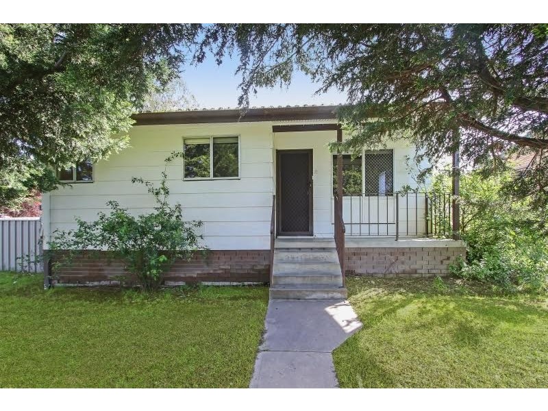 96 Kurrajong Crescent, West Albury NSW 2640