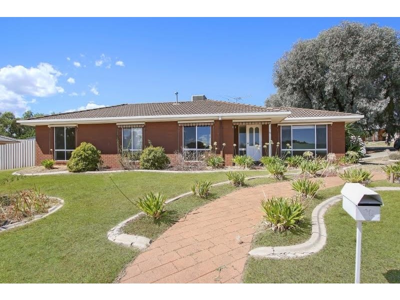 20 Hickory Street, Thurgoona NSW 2640