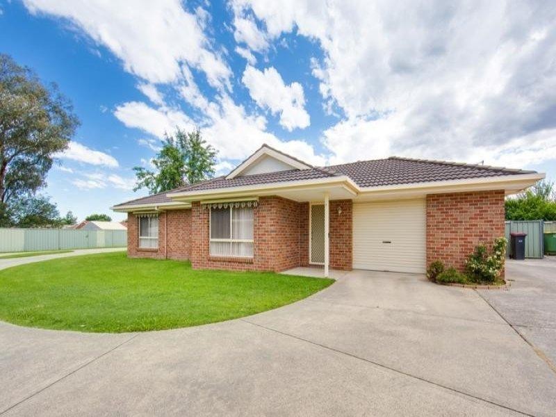 1/19 Saville Avenue, Lavington NSW 2641