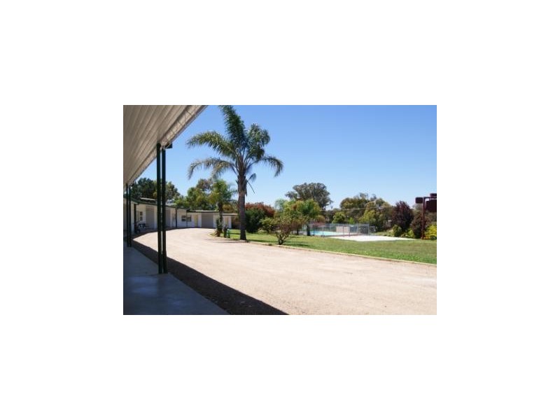 511 Wagga Road, Lavington NSW 2641