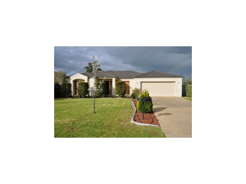 34 Ibis Close, East Albury NSW 2640