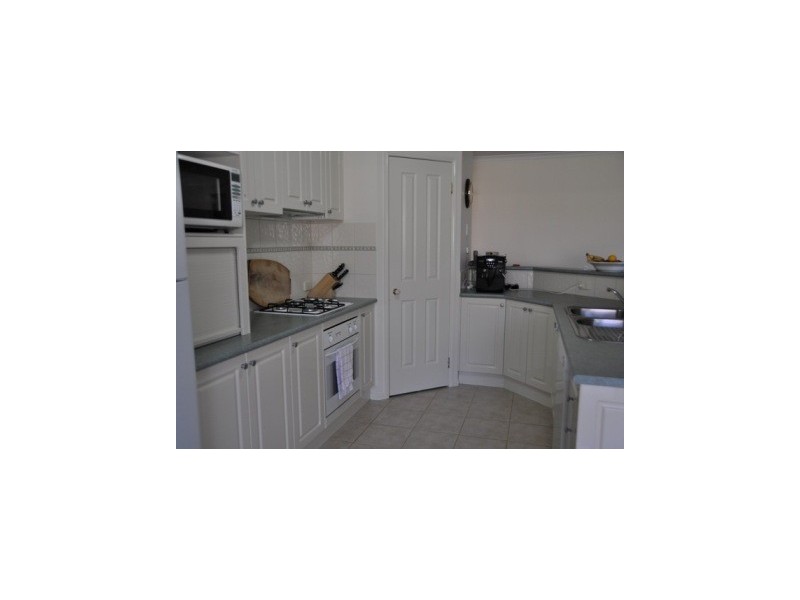 34 Ibis Close, East Albury NSW 2640