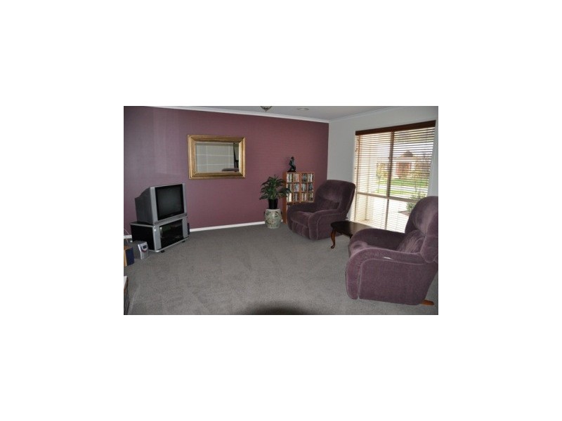 34 Ibis Close, East Albury NSW 2640