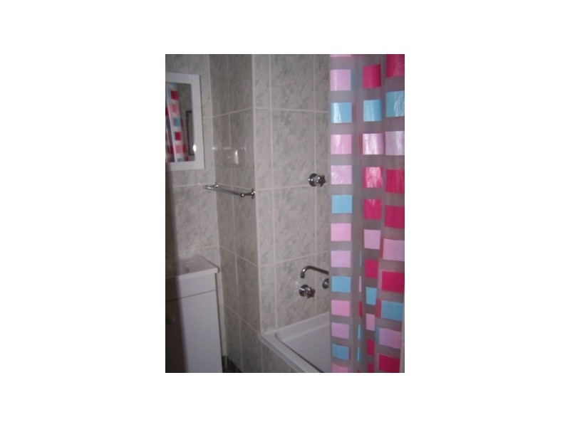 2/623 Prune Street, Lavington NSW 2641