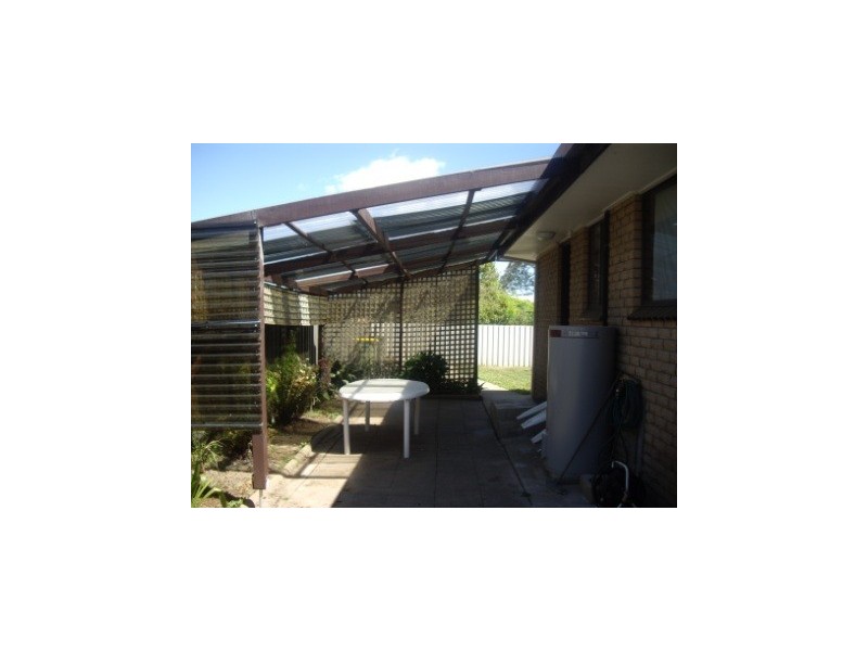 2/486 Kotthoff Street, Lavington NSW 2641