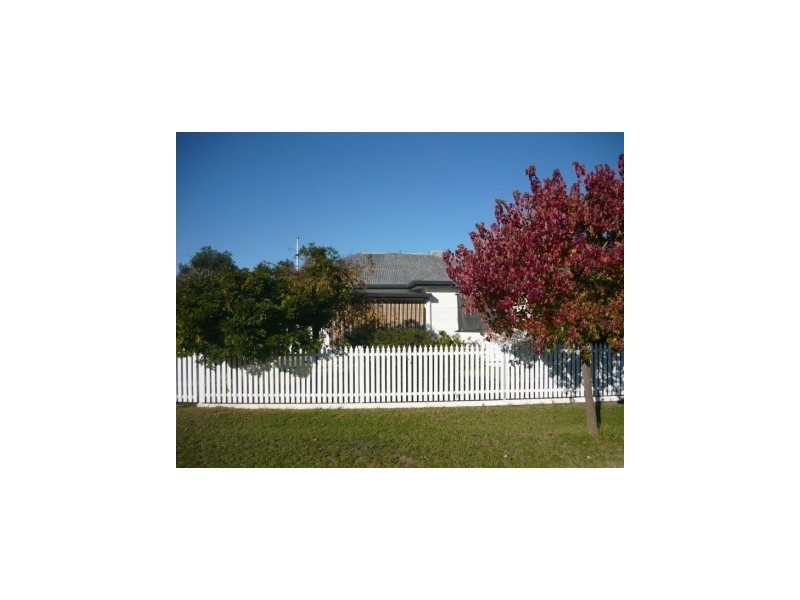 1040 Barooga Street, North Albury NSW 2640