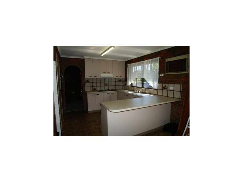 45 Russell Street, Howlong NSW 2643