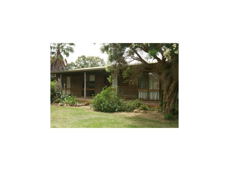 81 Hovell Street, Howlong NSW 2643