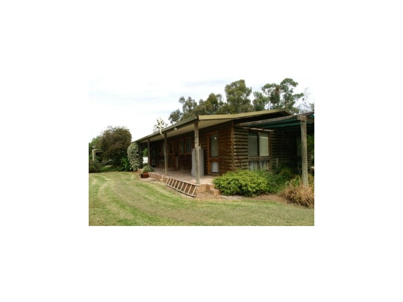 81 Hovell Street, Howlong NSW 2643