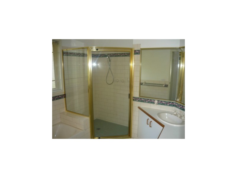 1/745 Hodge Street, Albury NSW 2640