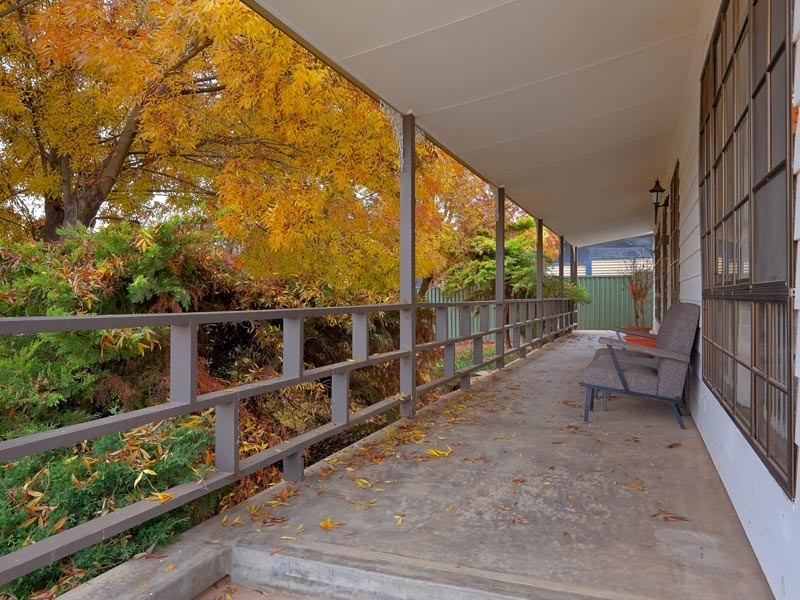 62 Pearce Street, Howlong NSW 2643