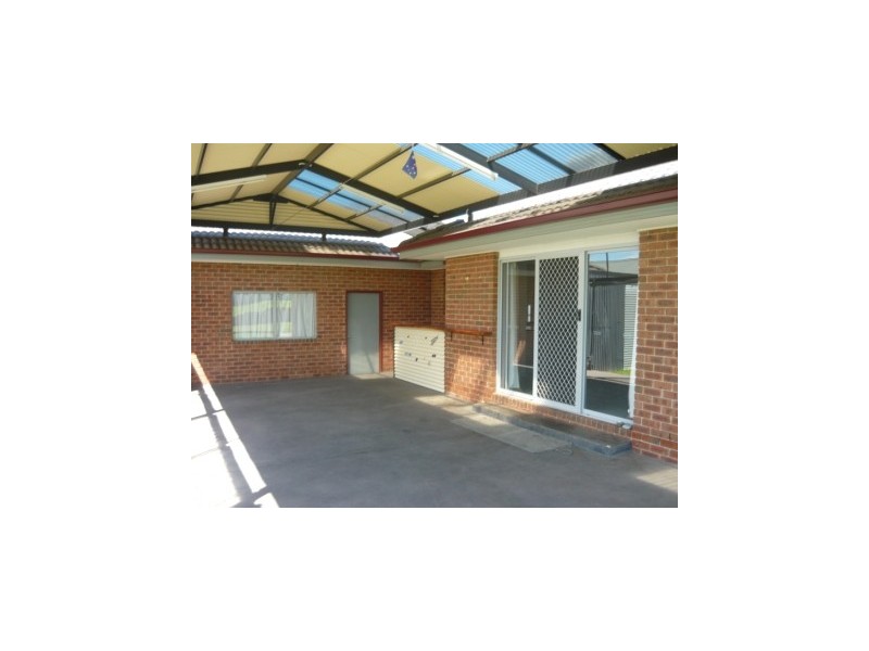 22 Heppner Court, Thurgoona NSW 2640