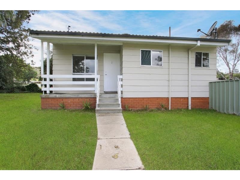 36 Jacaranda Street, West Albury NSW 2640