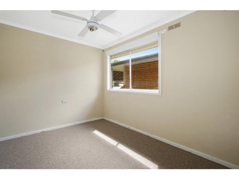 36 Jacaranda Street, West Albury NSW 2640