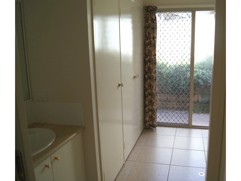 60 Mountain View Drive, Lavington NSW 2641