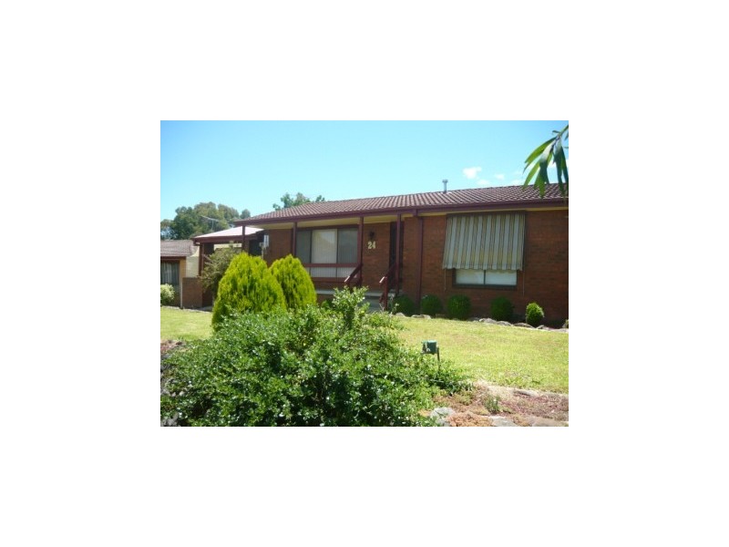 24 Yellow Gum Way, Thurgoona NSW 2640