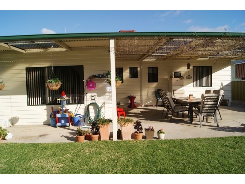 250 Kooba Street, North Albury NSW 2640