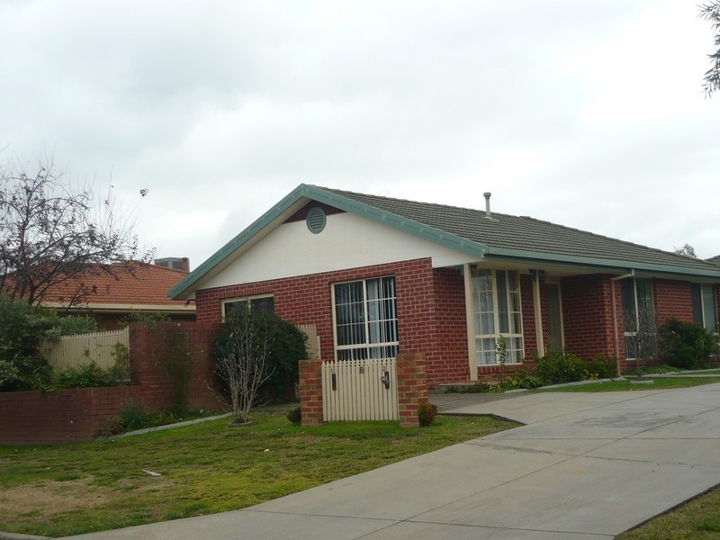 1/8 Rachel Court, Lavington NSW 2641