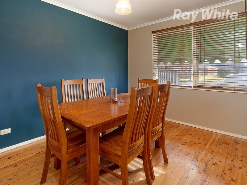 527 Schaefer Street, Lavington NSW 2641