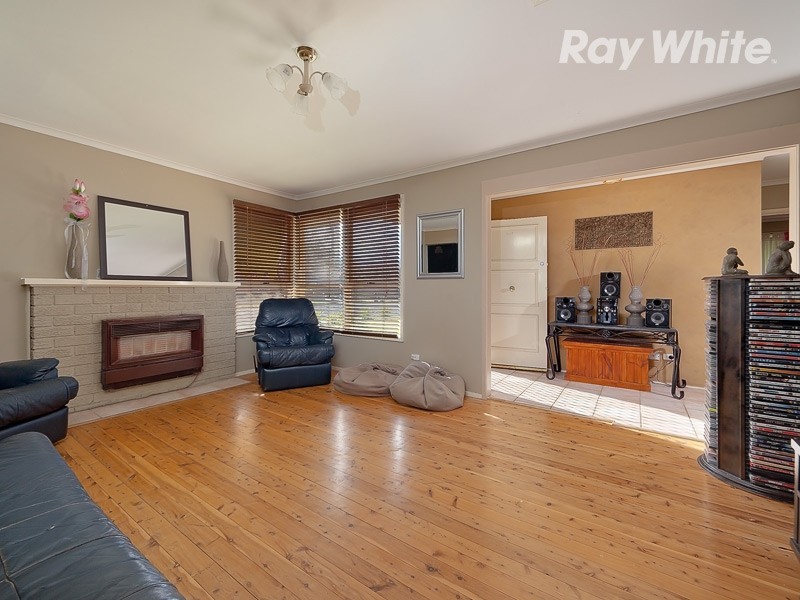 527 Schaefer Street, Lavington NSW 2641