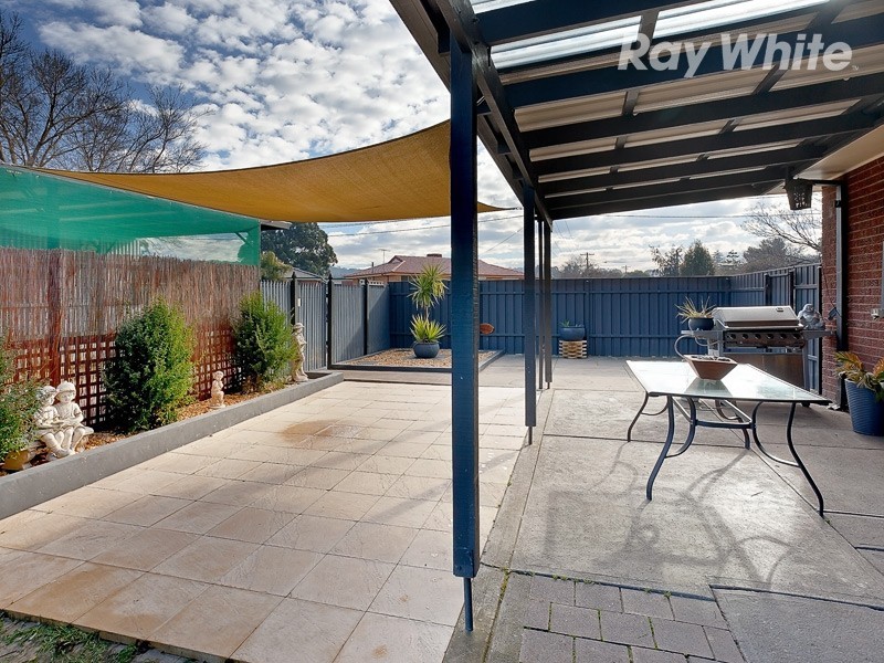 527 Schaefer Street, Lavington NSW 2641