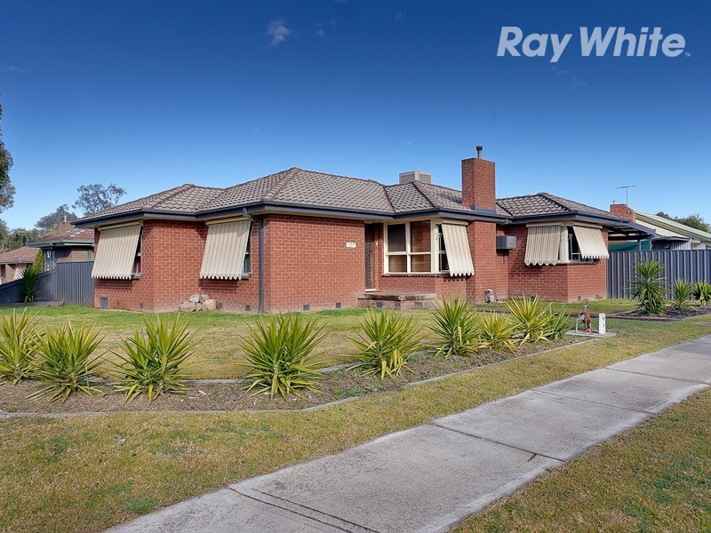 527 Schaefer Street, Lavington NSW 2641