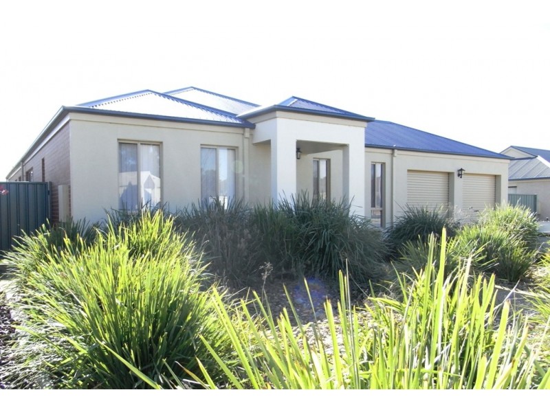 36 Kookaburra Way, East Albury NSW 2640