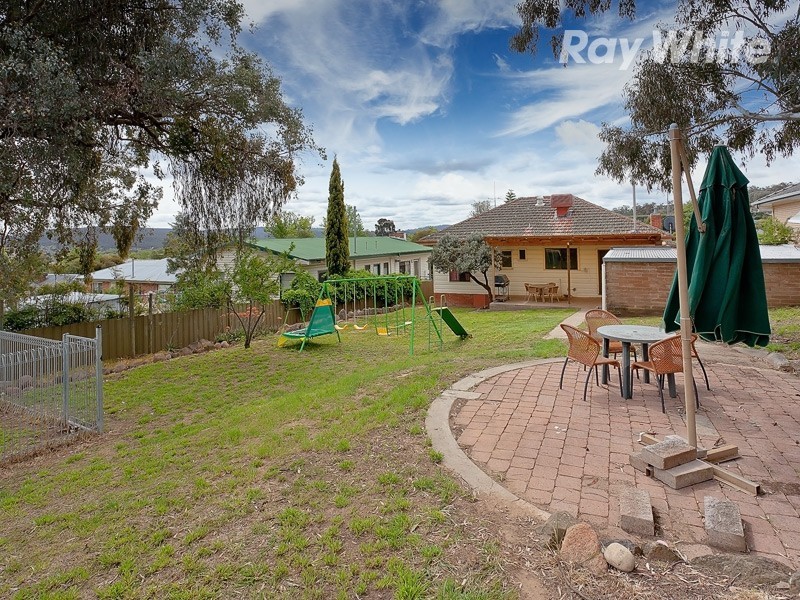 239 Butt Street, East Albury NSW 2640