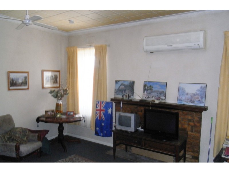 578 Heathwood Avenue, Lavington NSW 2641