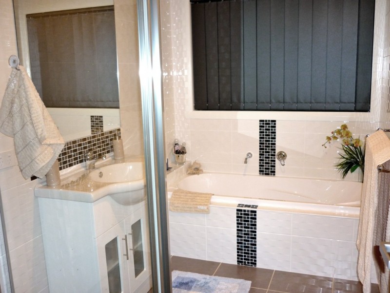 59 Whitebox Circuit, Thurgoona NSW 2640