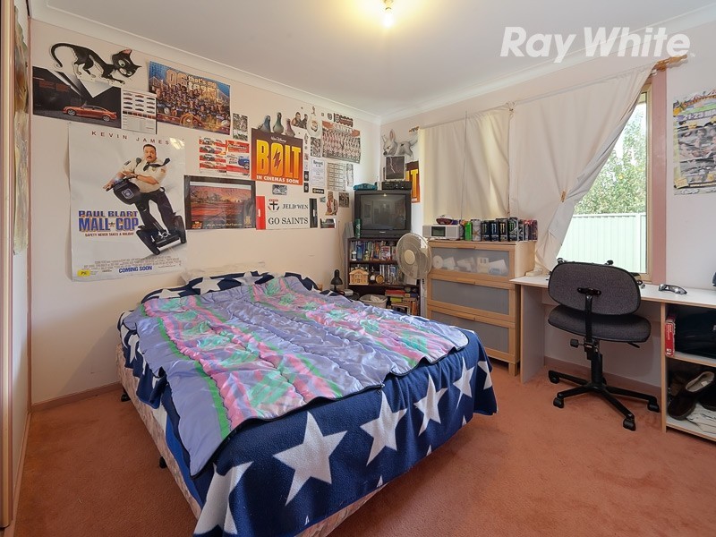 42 Larmer Street, Howlong NSW 2643