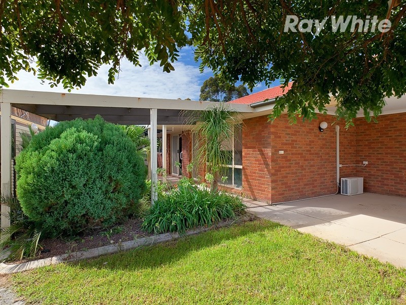 42 Larmer Street, Howlong NSW 2643