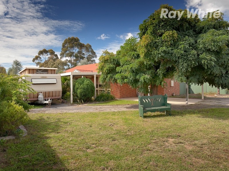 42 Larmer Street, Howlong NSW 2643