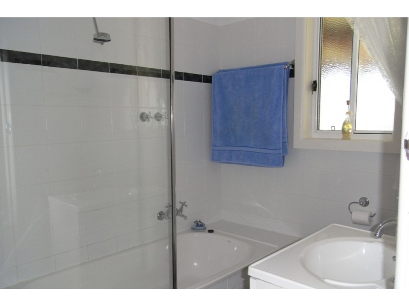 975 Teal Street, North Albury NSW 2640