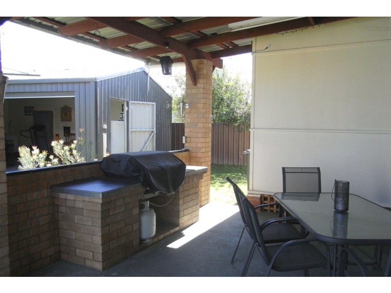 975 Teal Street, North Albury NSW 2640