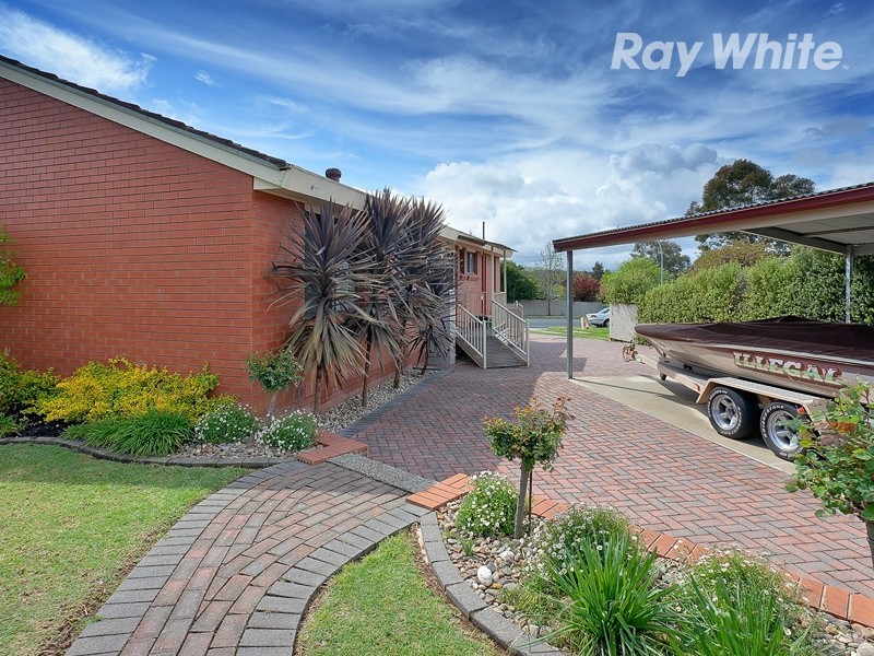 11 Bogong Street, Thurgoona NSW 2640