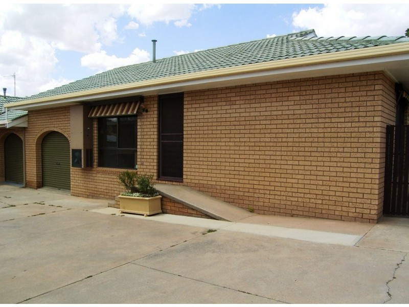 1/270 Vickers Road, Lavington NSW 2641