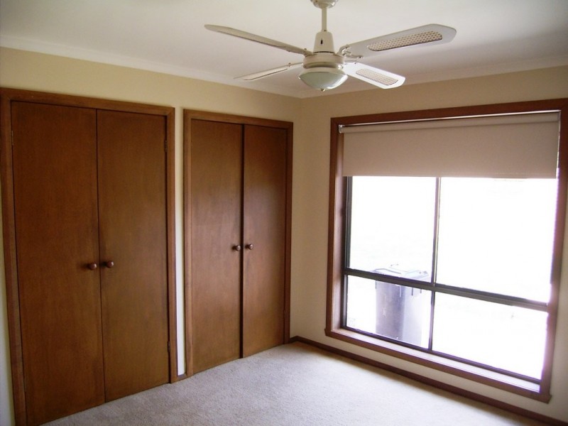 1/270 Vickers Road, Lavington NSW 2641