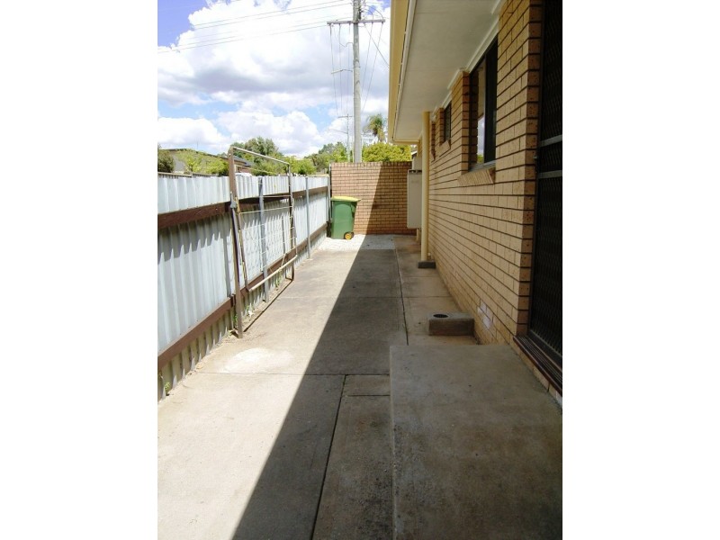 1/270 Vickers Road, Lavington NSW 2641