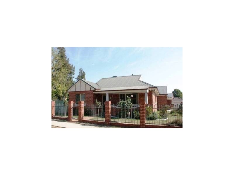1/108 – 110 Adams Street, Jindera NSW 2642