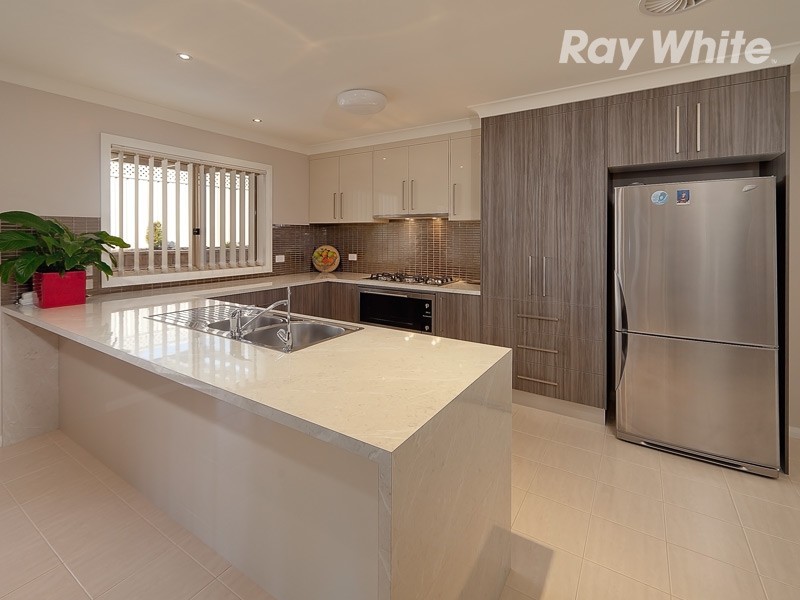 3 Whitton Drive, Thurgoona NSW 2640