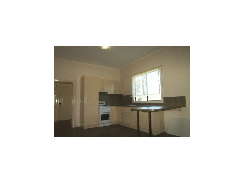 70 Pell Street, Howlong NSW 2643