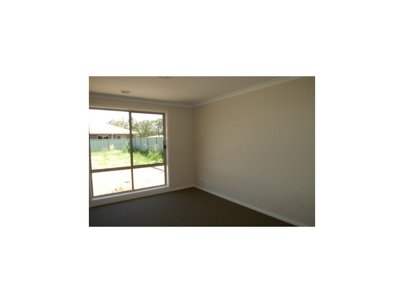 148 Kennedy Street, Howlong NSW 2643