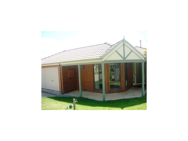 21 Sturtvale Court, West Albury NSW 2640