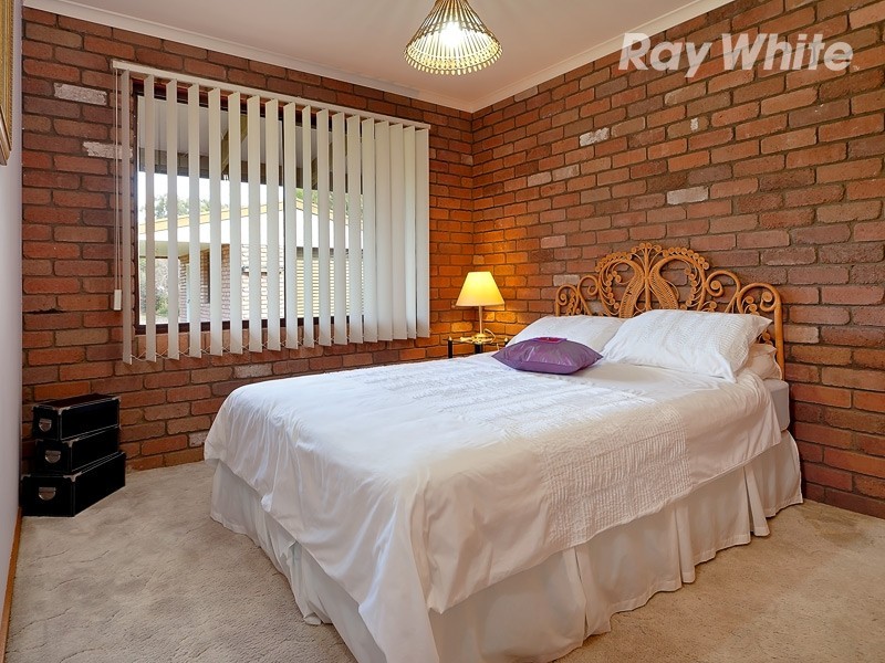 28 Clarke Street West, Howlong NSW 2643