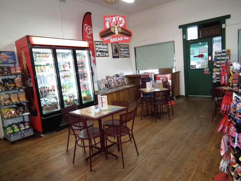 2 Urana Road, Burrumbuttock NSW 2642