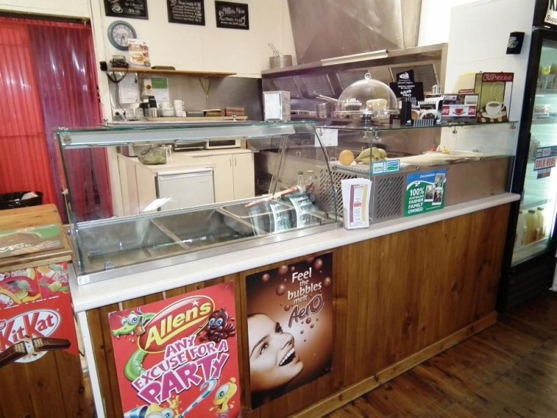 2 Urana Road, Burrumbuttock NSW 2642