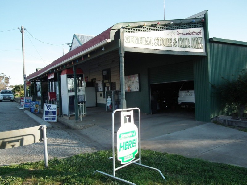 2 Urana Road, Burrumbuttock NSW 2642