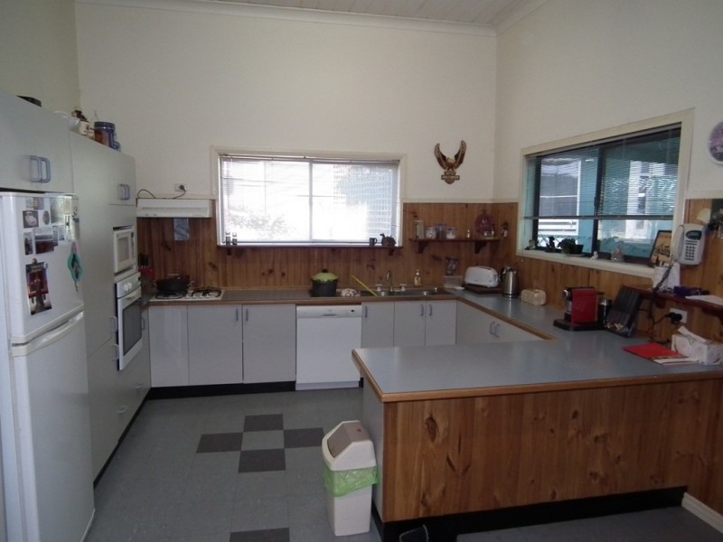 2 Urana Road, Burrumbuttock NSW 2642