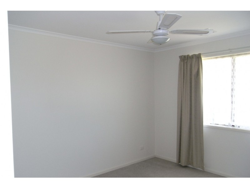 13 Doongan Place, West Albury NSW 2640